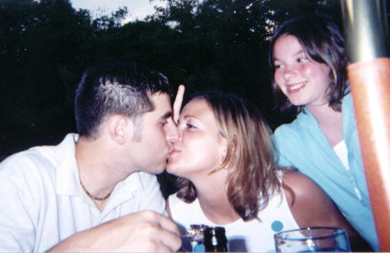 kiss.jpg